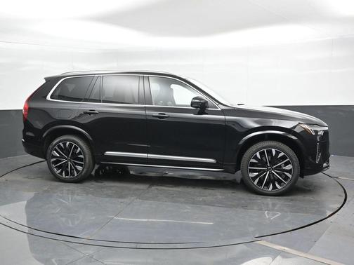 2026 Volvo XC90 B6 Ultra 7-Seater