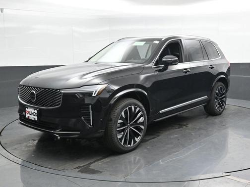 2026 Volvo XC90 B6 Ultra 7-Seater
