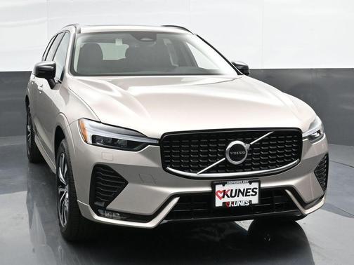 2025 Volvo XC60 B5 Core