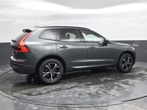2026 Volvo XC60 B5 Core