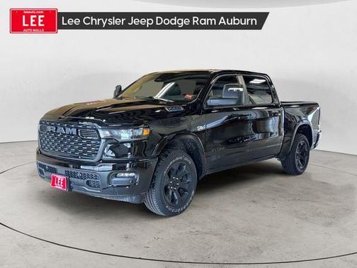 Diamond Black Crystal Pearlcoat 2026 RAM 1500 Big Horn/Lone Star