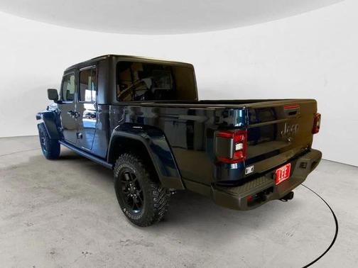 2025 Jeep Gladiator Willys