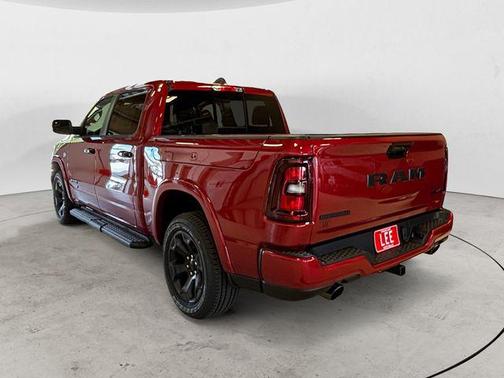 Molten Red Pearlcoat 2026 RAM 1500 Big Horn/Lone Star