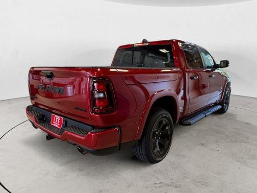 Molten Red Pearlcoat 2026 RAM 1500 Big Horn/Lone Star