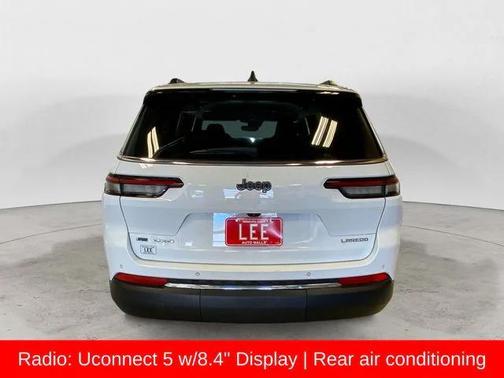 2022 Jeep Grand Cherokee L Laredo