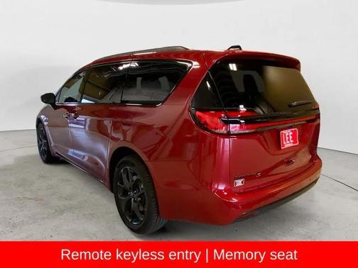 2026 Chrysler Pacifica L