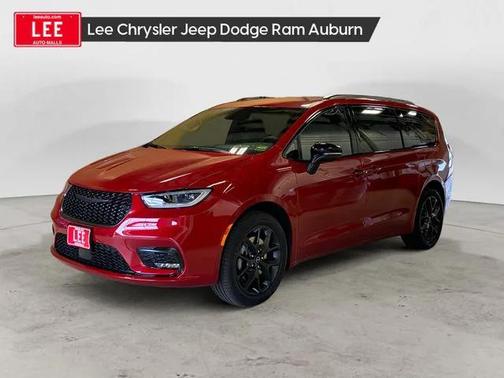 2026 Chrysler Pacifica L