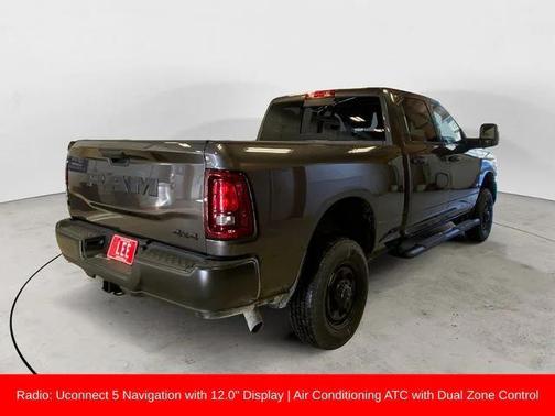 2026 RAM 2500 Tradesman Crew Cab 4x4 6'4' Box