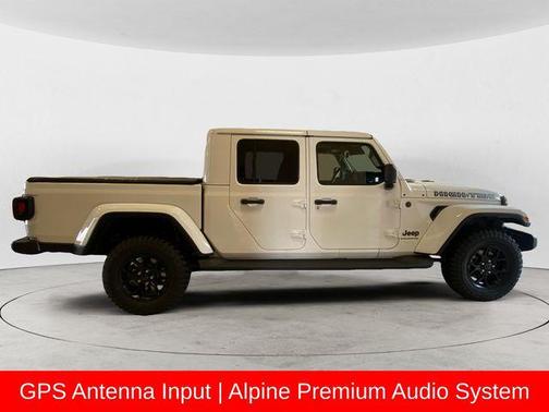 2025 Jeep Gladiator High Tide
