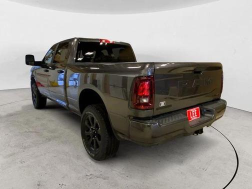 2026 RAM 2500 Big Horn Crew Cab 4x4 6'4' Box