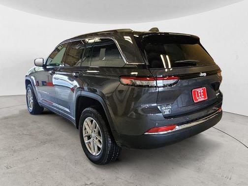 Baltic Gray Metallic Clearcoat 2026 Jeep Grand Cherokee Altitude