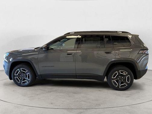 Sting-Gray Clearcoat 2026 Jeep Cherokee Limited