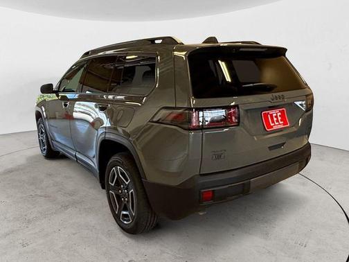Sting-Gray Clearcoat 2026 Jeep Cherokee Limited