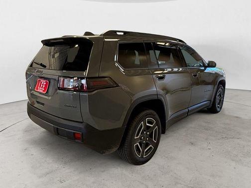 Sting-Gray Clearcoat 2026 Jeep Cherokee Limited