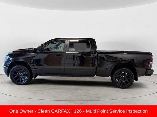 Diamond Black Crystal Pearlcoat 2023 RAM 1500 Laramie