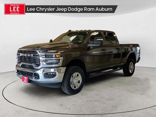 2025 RAM 2500 Tradesman Crew Cab 4x4 6'4' Box