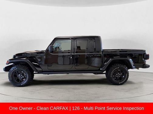 Black Clearcoat 2025 Jeep Gladiator Willys