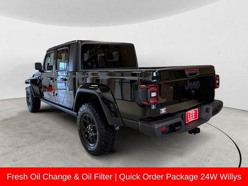 Black Clearcoat 2025 Jeep Gladiator Willys