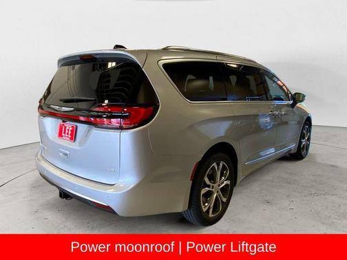 2026 Chrysler Pacifica L