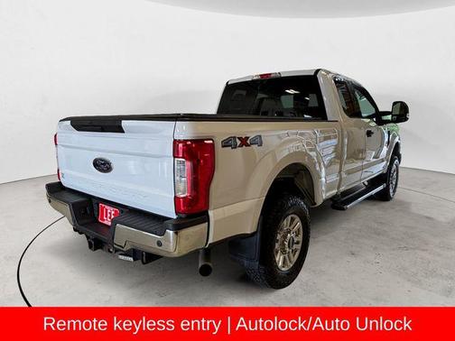 Oxford White 2019 Ford F-250 XLT
