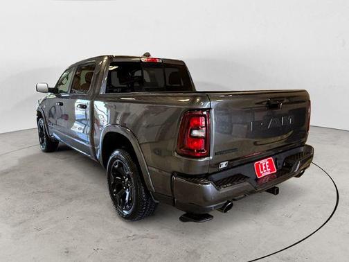 Granite Crystal Metallic Clearcoat 2026 RAM 1500 Big Horn/Lone Star