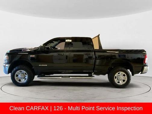 2022 RAM 2500 Big Horn Crew Cab 4x4 6'4' Box