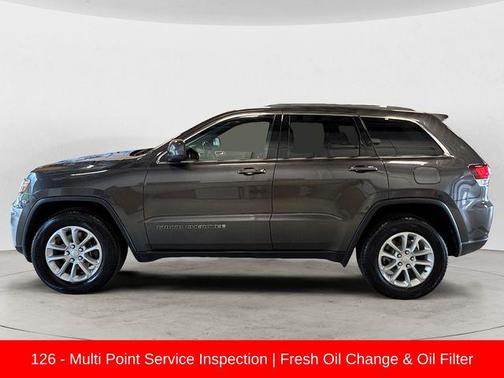 Granite Crystal Metallic Clearcoat 2021 Jeep Grand Cherokee Laredo