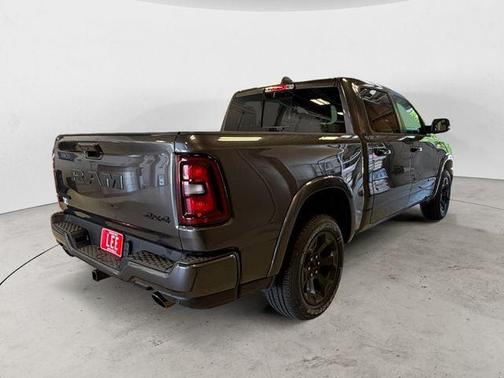 Granite Crystal Metallic Clearcoat 2026 RAM 1500 Big Horn/Lone Star