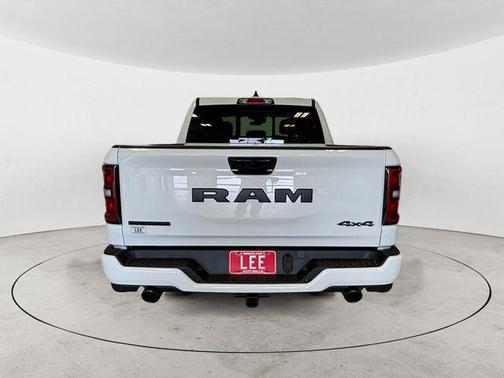 Bright White Clearcoat 2026 RAM 1500 Big Horn/Lone Star