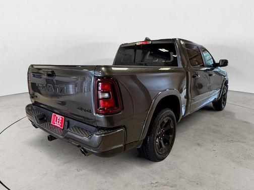 Granite Crystal Metallic Clearcoat 2026 RAM 1500 Big Horn/Lone Star