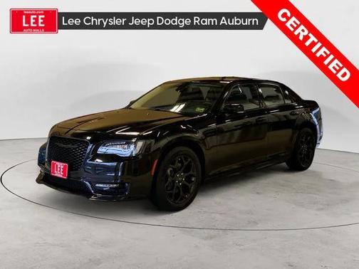 2022 Chrysler 300 Touring