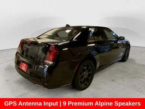 2022 Chrysler 300 Touring