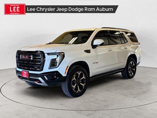 2025 GMC Yukon 4WD AT4