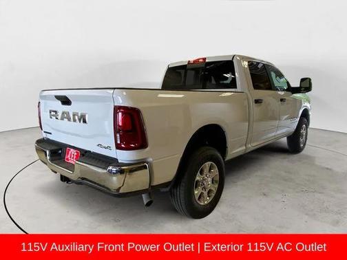 2025 RAM 2500 Big Horn Crew Cab 4x4 6'4' Box