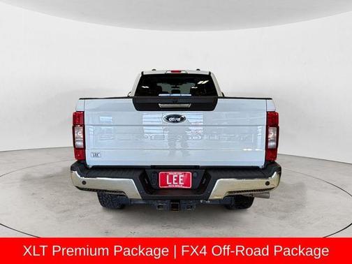 Oxford White 2022 Ford F-250 XLT