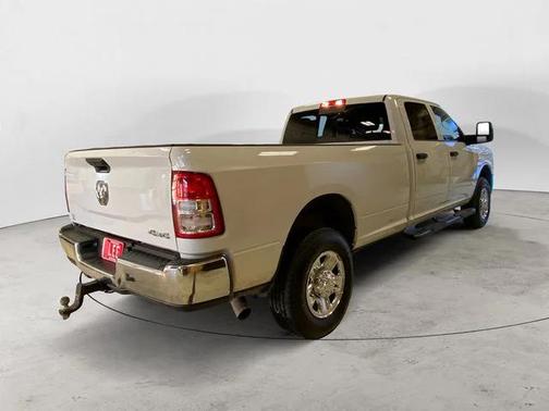 2024 RAM 2500 Tradesman Crew Cab 4x4 8' Box