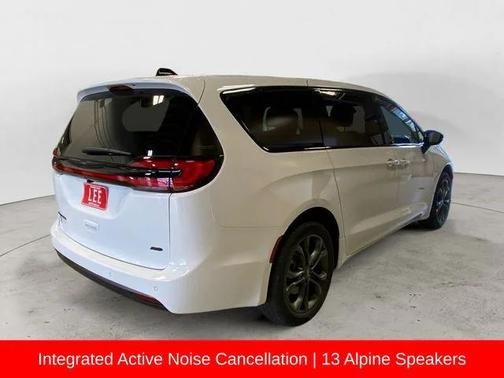 2026 Chrysler Pacifica L