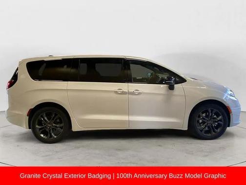 2026 Chrysler Pacifica L