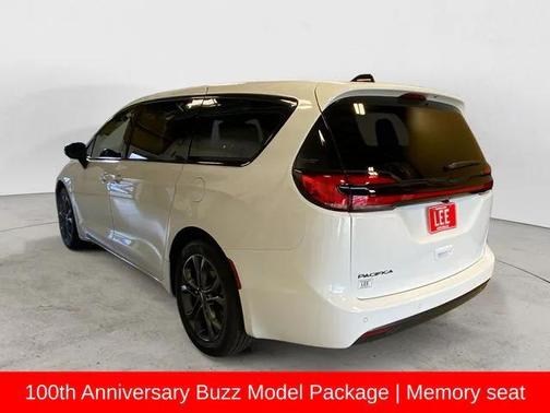 2026 Chrysler Pacifica L