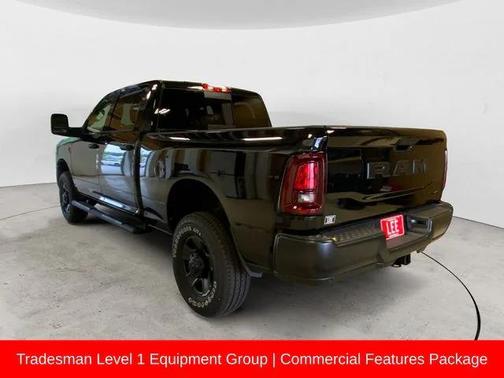 2025 RAM 2500 Tradesman Crew Cab 4x4 6'4' Box