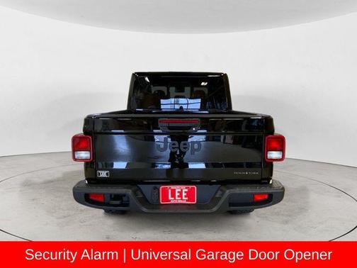 2025 Jeep Gladiator High Tide