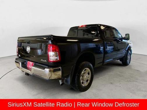 2022 RAM 2500 Tradesman Crew Cab 4x4 6'4' Box