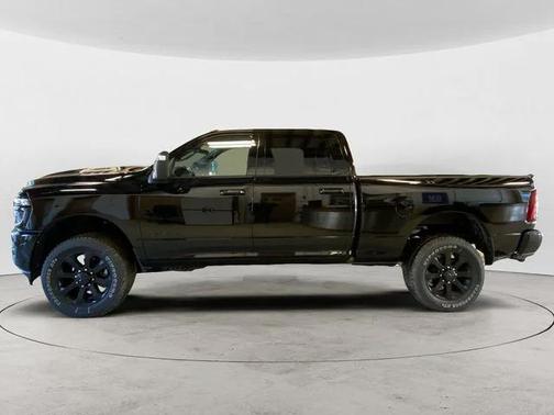 2026 RAM 2500 Laramie Crew Cab 4x4 6'4' Box