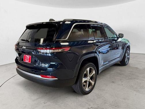 Fathom Blue Pearlcoat 2026 Jeep Grand Cherokee Limited