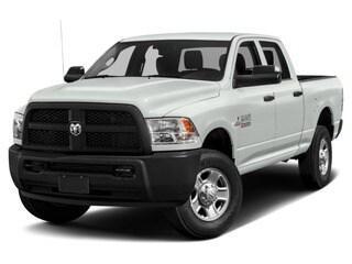 Bright White Clearcoat 2018 RAM 3500 Tradesman Crew Cab 4x4 6'4' Box