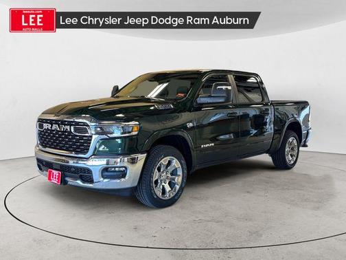 Serrano Green Metallic 2026 RAM 1500 Big Horn/Lone Star