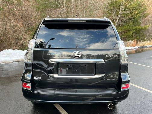 2023 Lexus GX 460 Premium