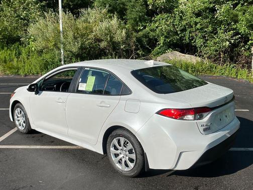 0089 2026 Toyota Corolla LE