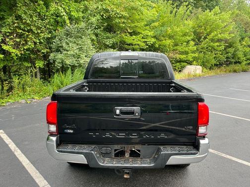 Black 2023 Toyota Tacoma SR5