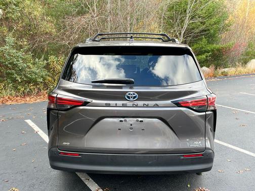 2022 Toyota Sienna XLE